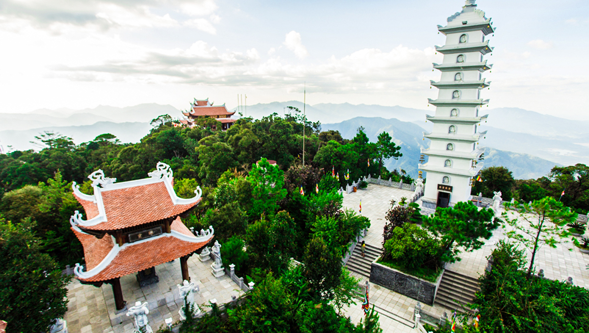 Chùa Linh Ứng Bà Nà Hills